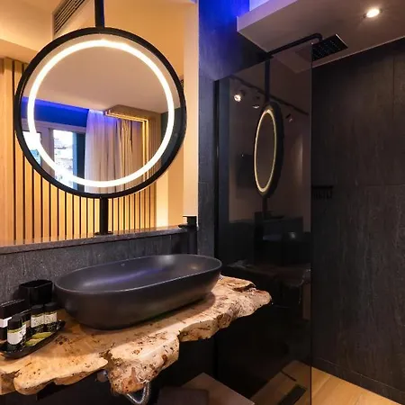 Sks Luxury & Paralía
