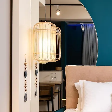 Sks Luxury & Paralía