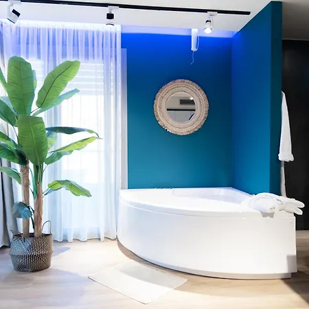 Sks Luxury & Paralía