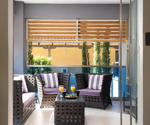 Sks Luxury & Paralía