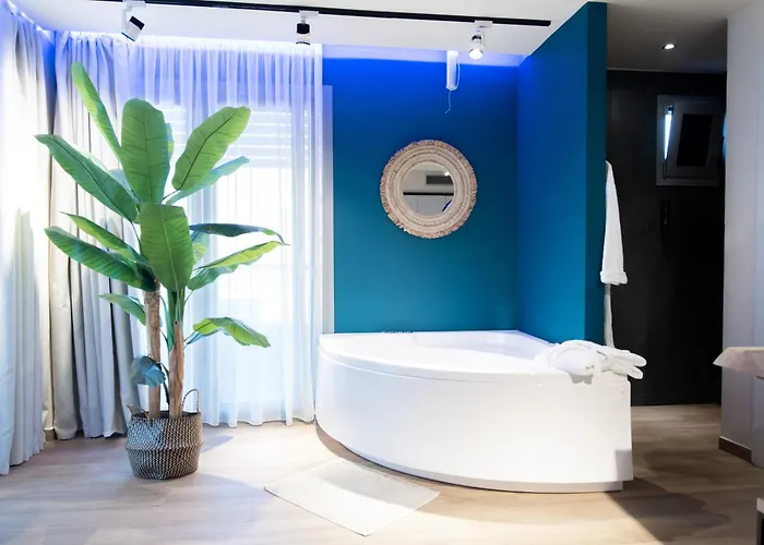 Sks Luxury & Paralía